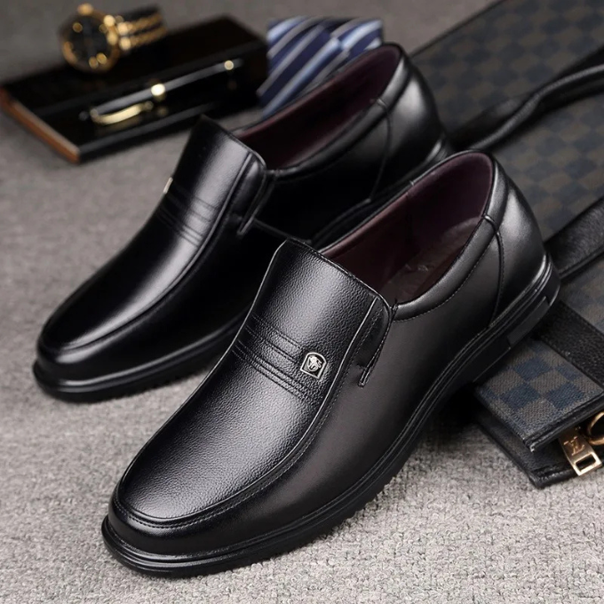MOCASSINS EN CUIR POUR HOMME