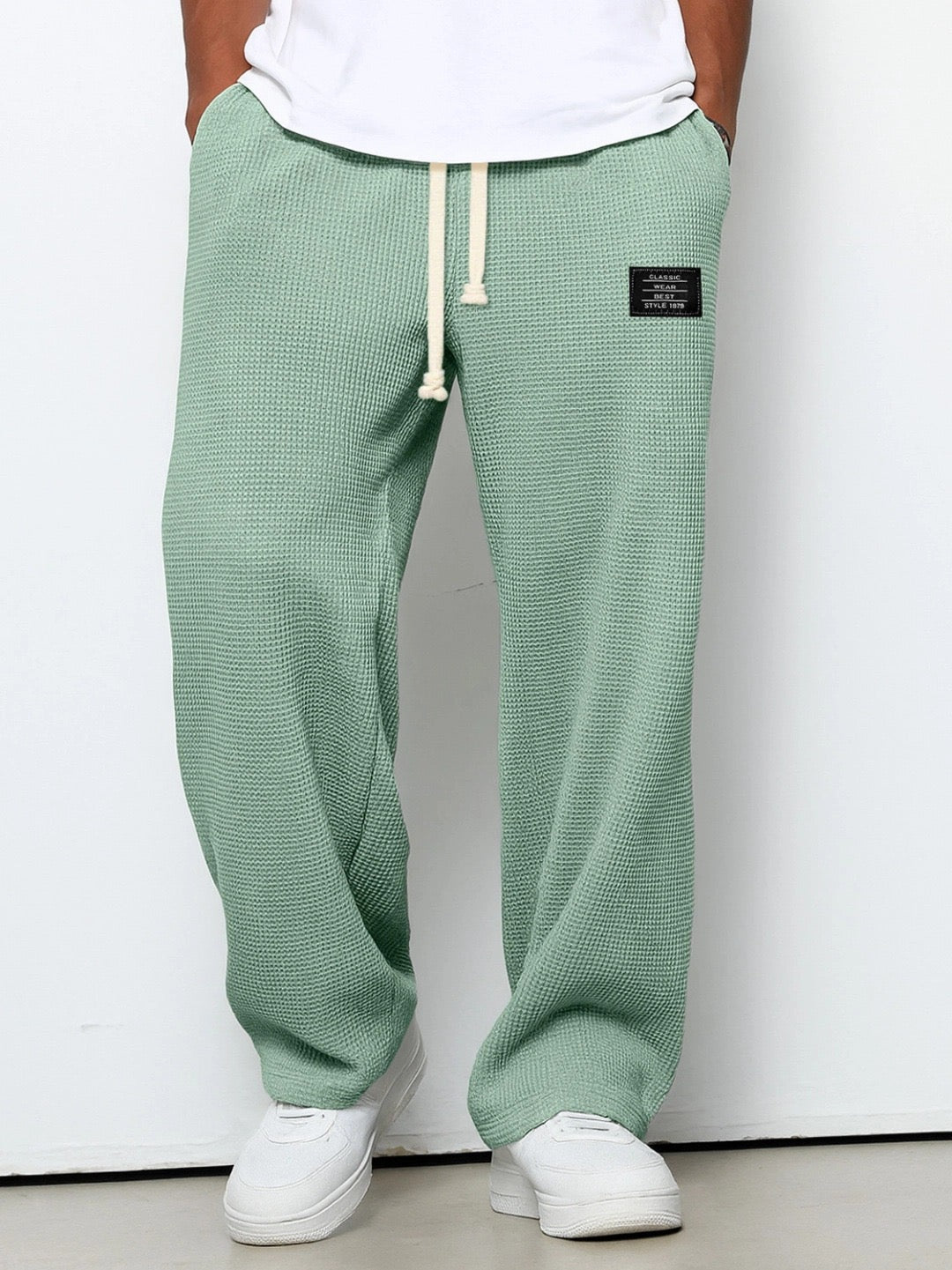 PANTALONS POUR HOMMES À COUPE CONFORTABLE